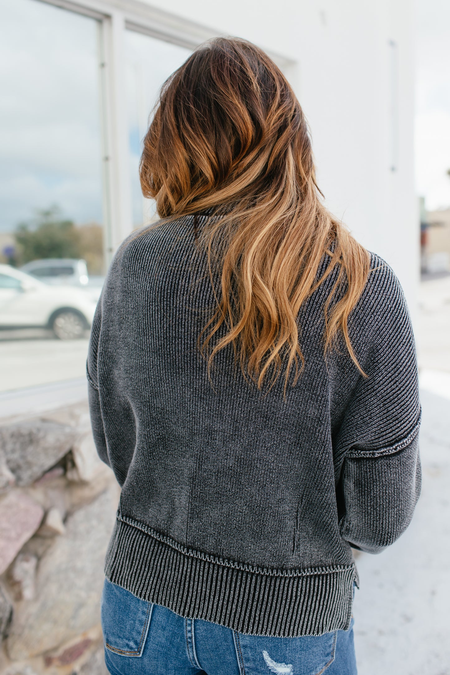 Stonewashed Comfort Sweat In Charcoal