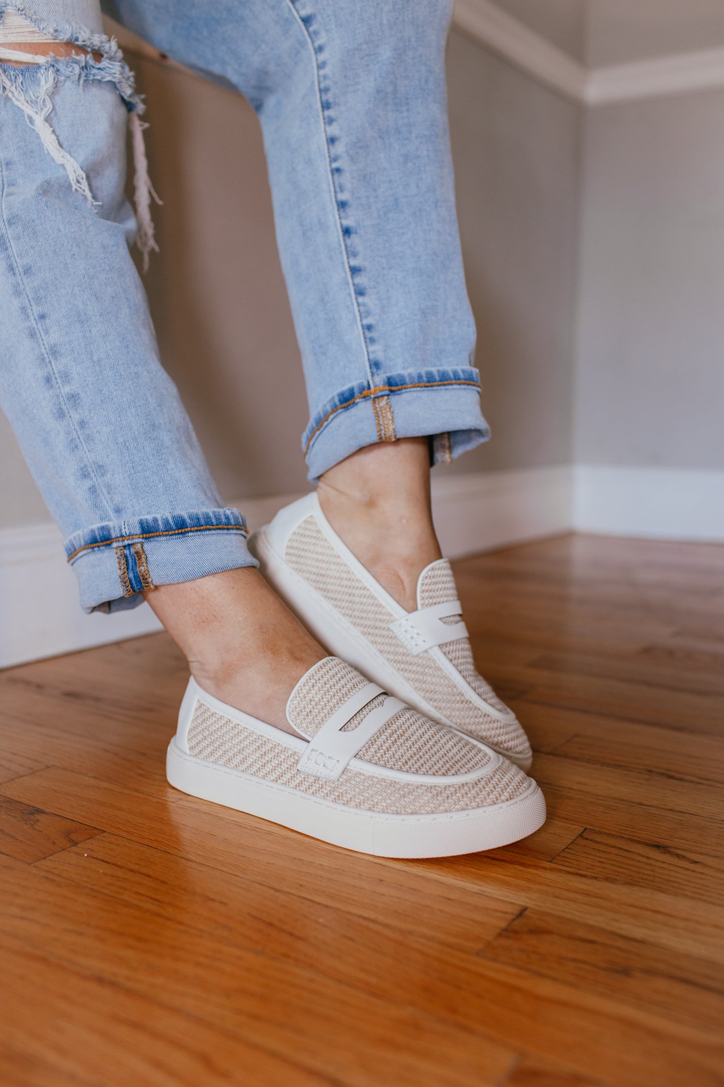 Corky's White Combo Group Chat Shoes