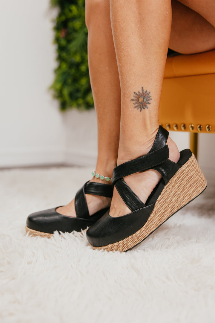 Corky's Black What's The Rush Wedges