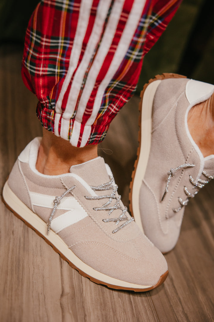 Very G Taupe Justine Sneakers
