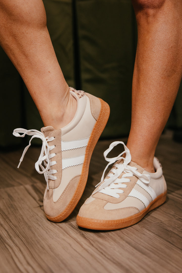 Corky's Sand Heads Up Sneakers