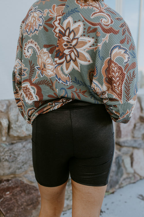 Staple Piece Biker Shorts In Shiny Black - Reg & Curvy