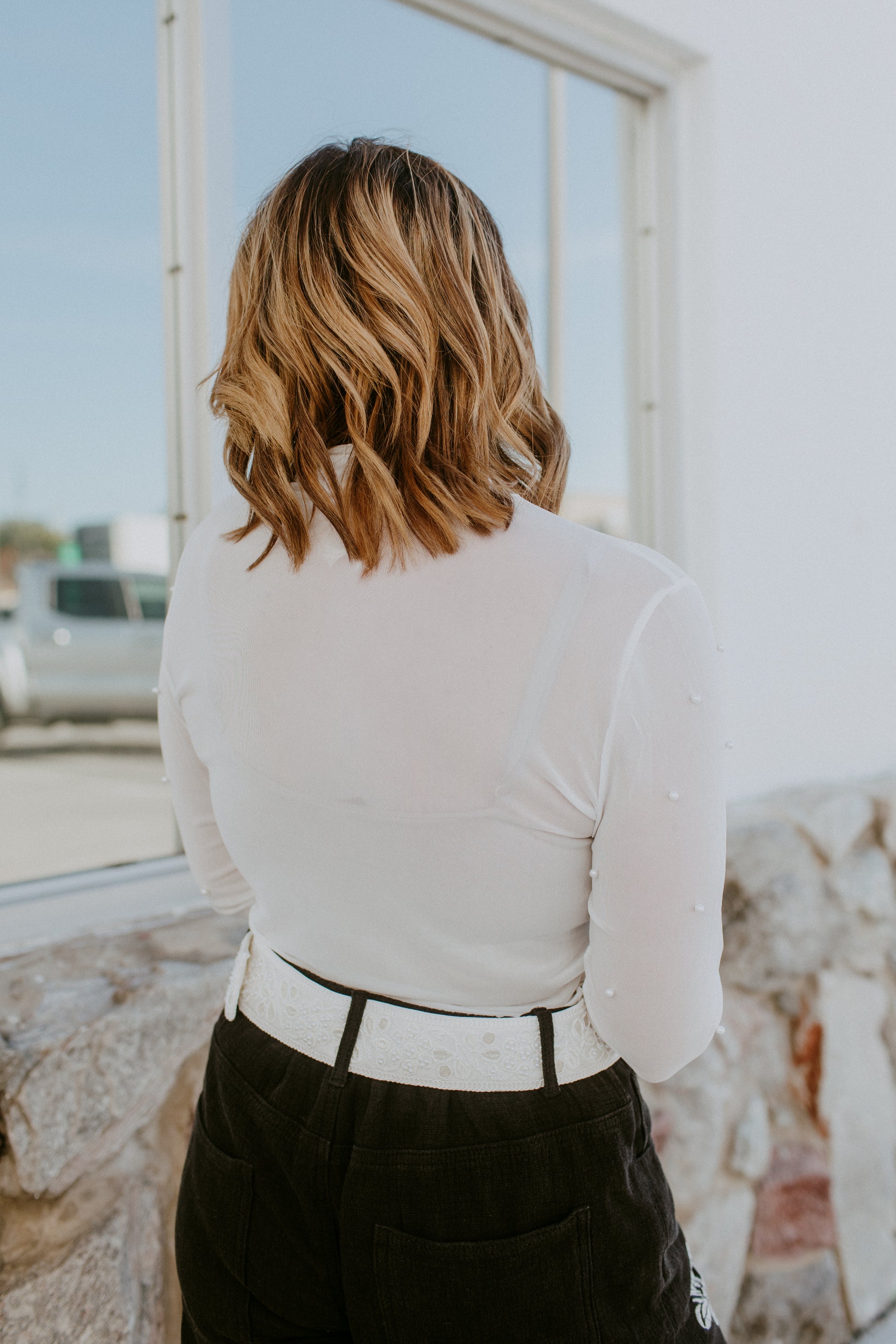 Soft Glow Pearl Top In White - Reg & Curvy