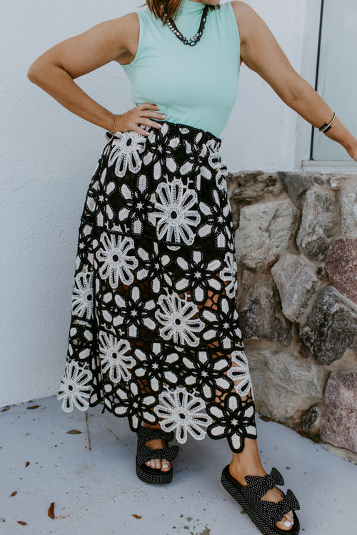 Falling Florals Skirt Reg/Curvy
