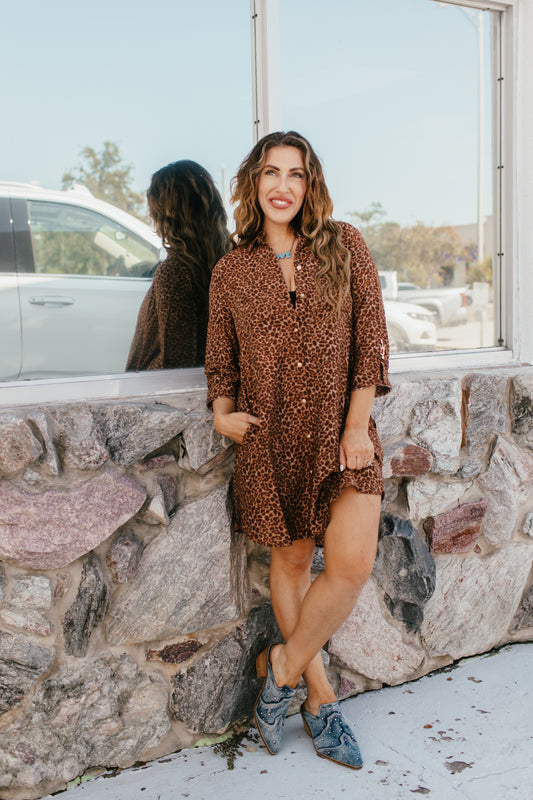 Wild & Chic Button-Up Dress In Leopard - Reg & Curvy