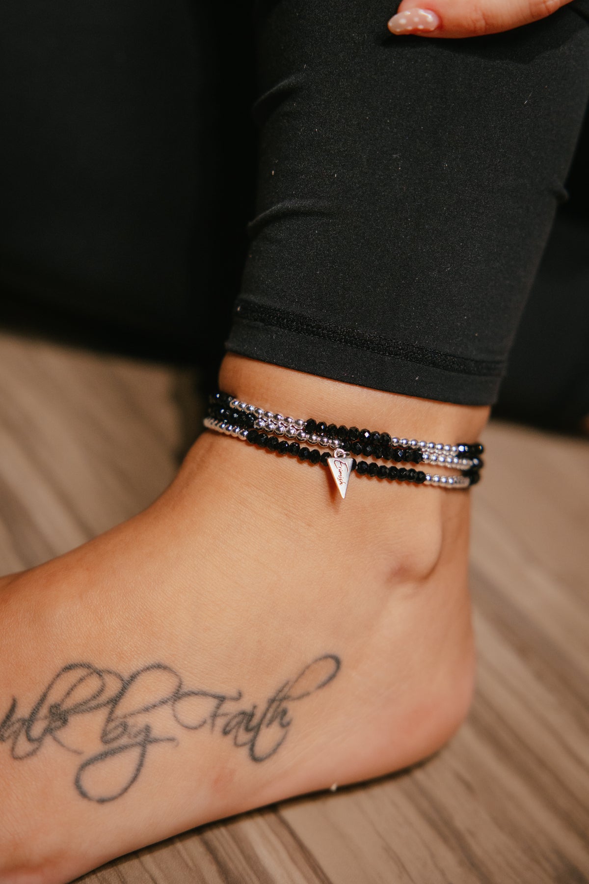 Twinkle Twinkle Anklet In Black Silver