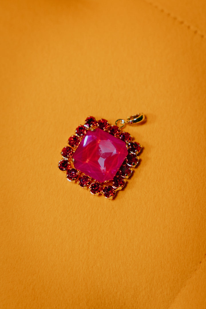 Eye Candy Charm In Fuchsia