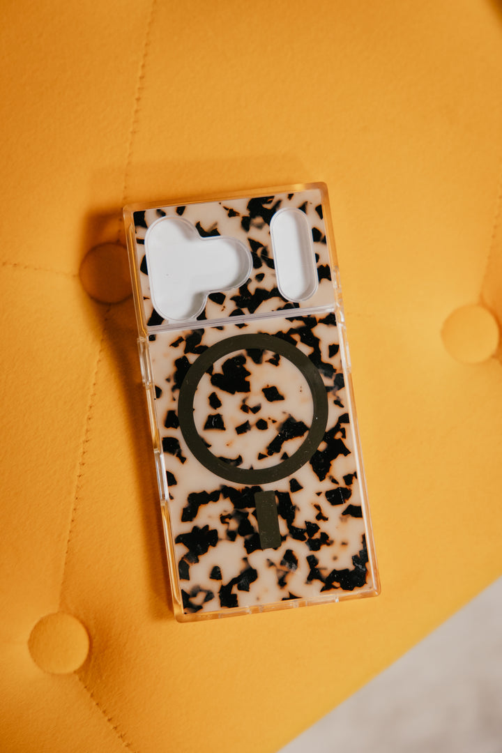 Blonde Tortoise Shell Gilded Turquoise Magsafe iPhone Case | iPhone 17 Pro Max