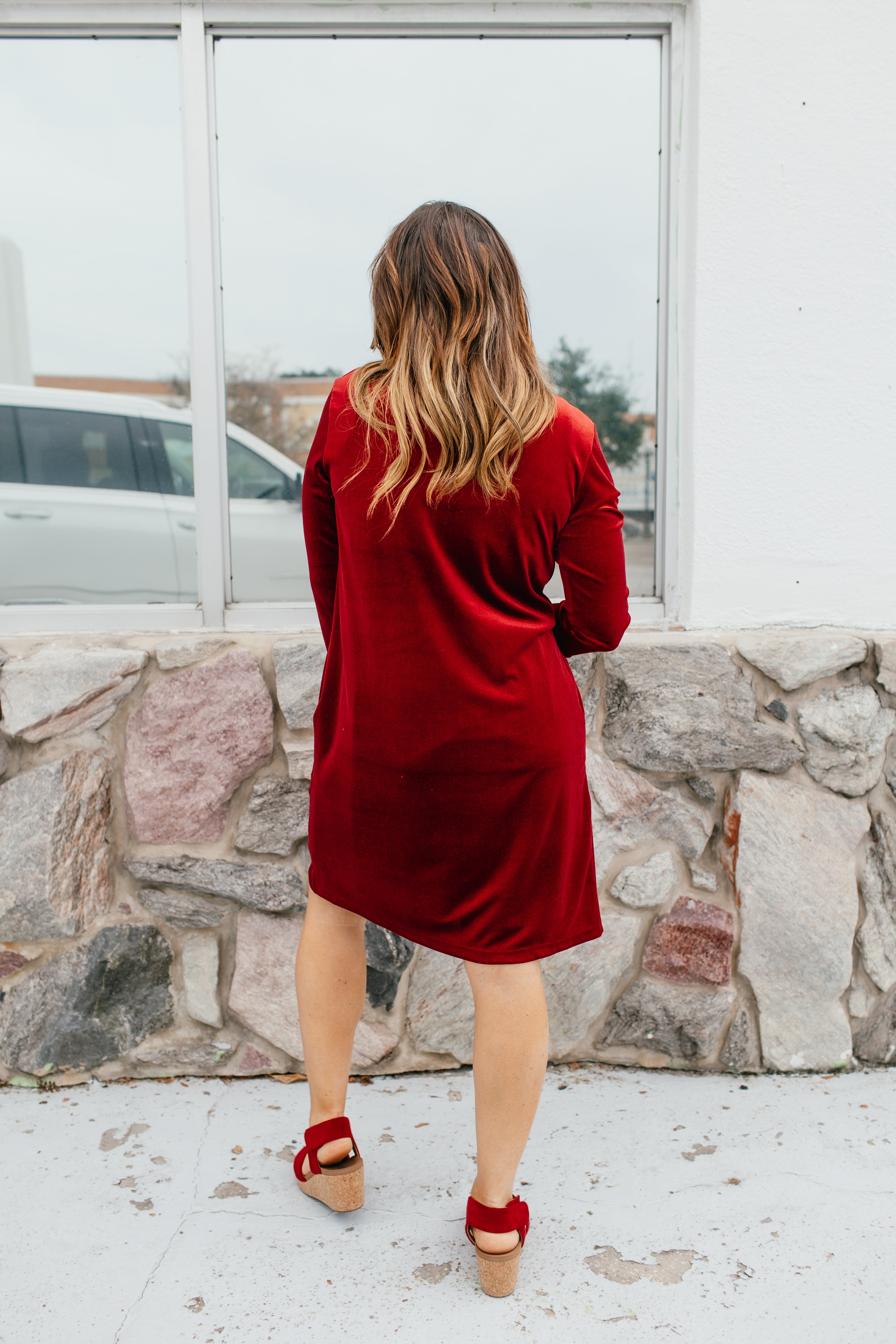 Velvet Crush Duster In Red - Reg & Curvy