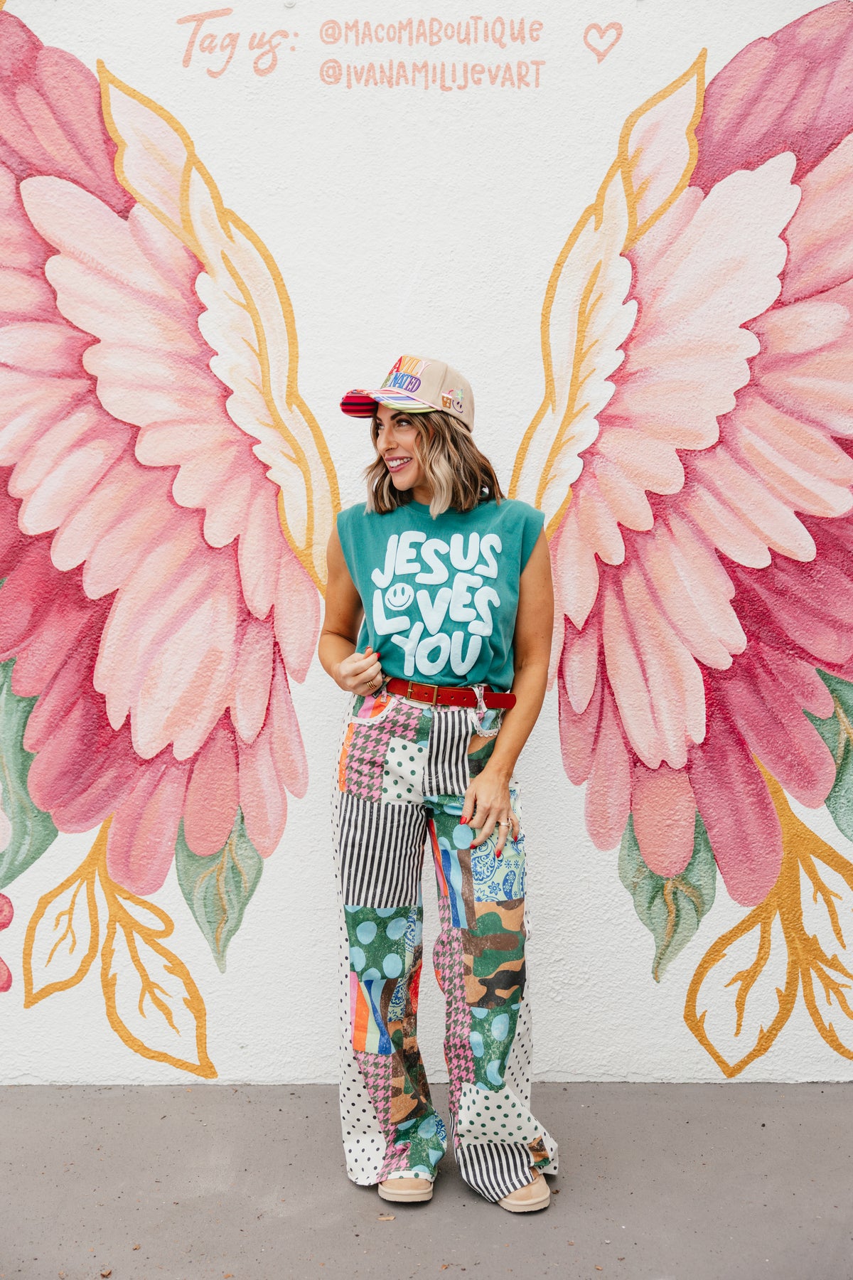 Smiley Jesus Loves You Puff Tank In Teal