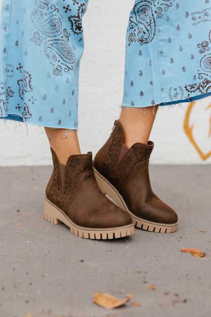Very G Chocolate Aryana 2 Boots