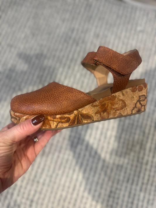 Presale: Corky's Cognac All In Wedges