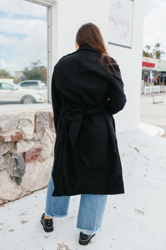Top Notch Coat In Black