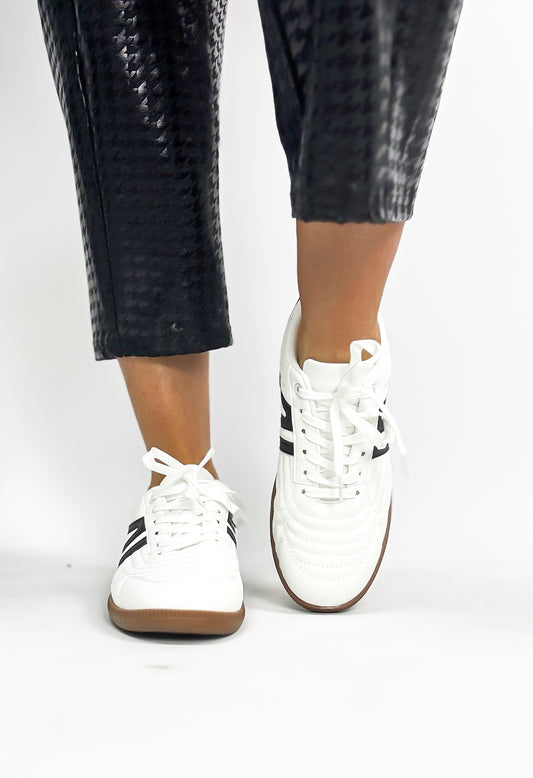 Black and White Great Sneakers
