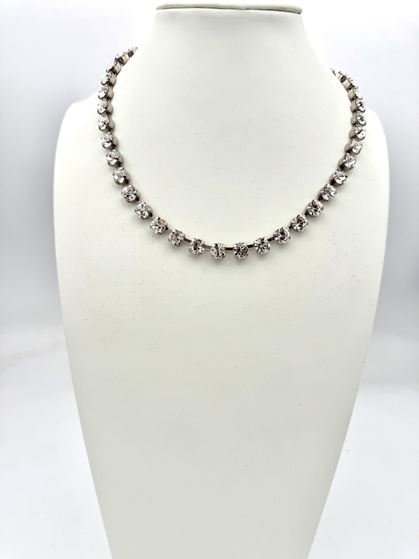 Tova Sarina Necklace in Silver Clear