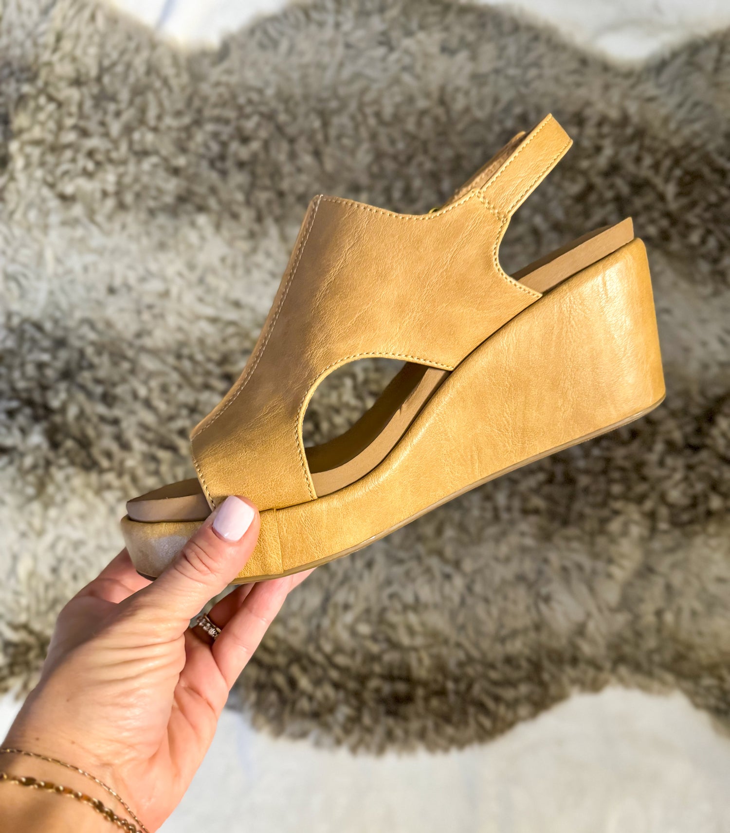 Corky's Caramel Carley Covered Cork Sandals – Macoma Boutique