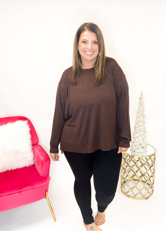 Classic Crew Top in Chocolate - Reg/Curvy