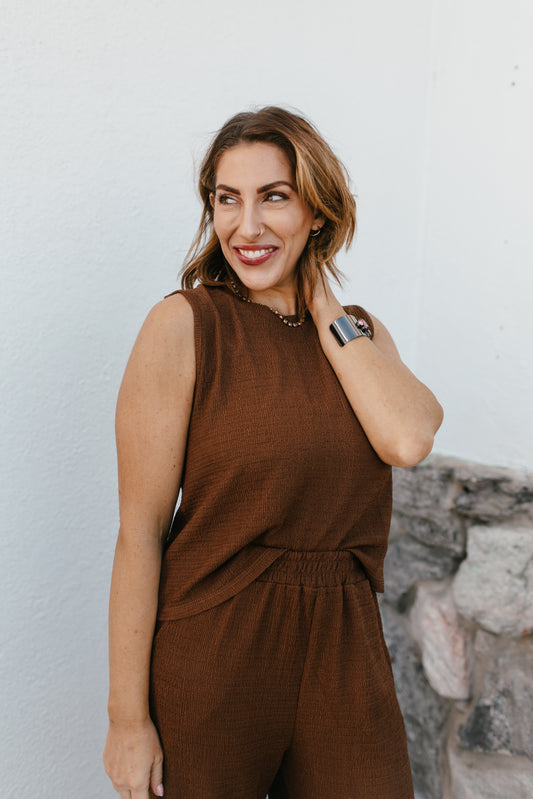 Minimalist Tank Top In Brown - Reg & Curvy