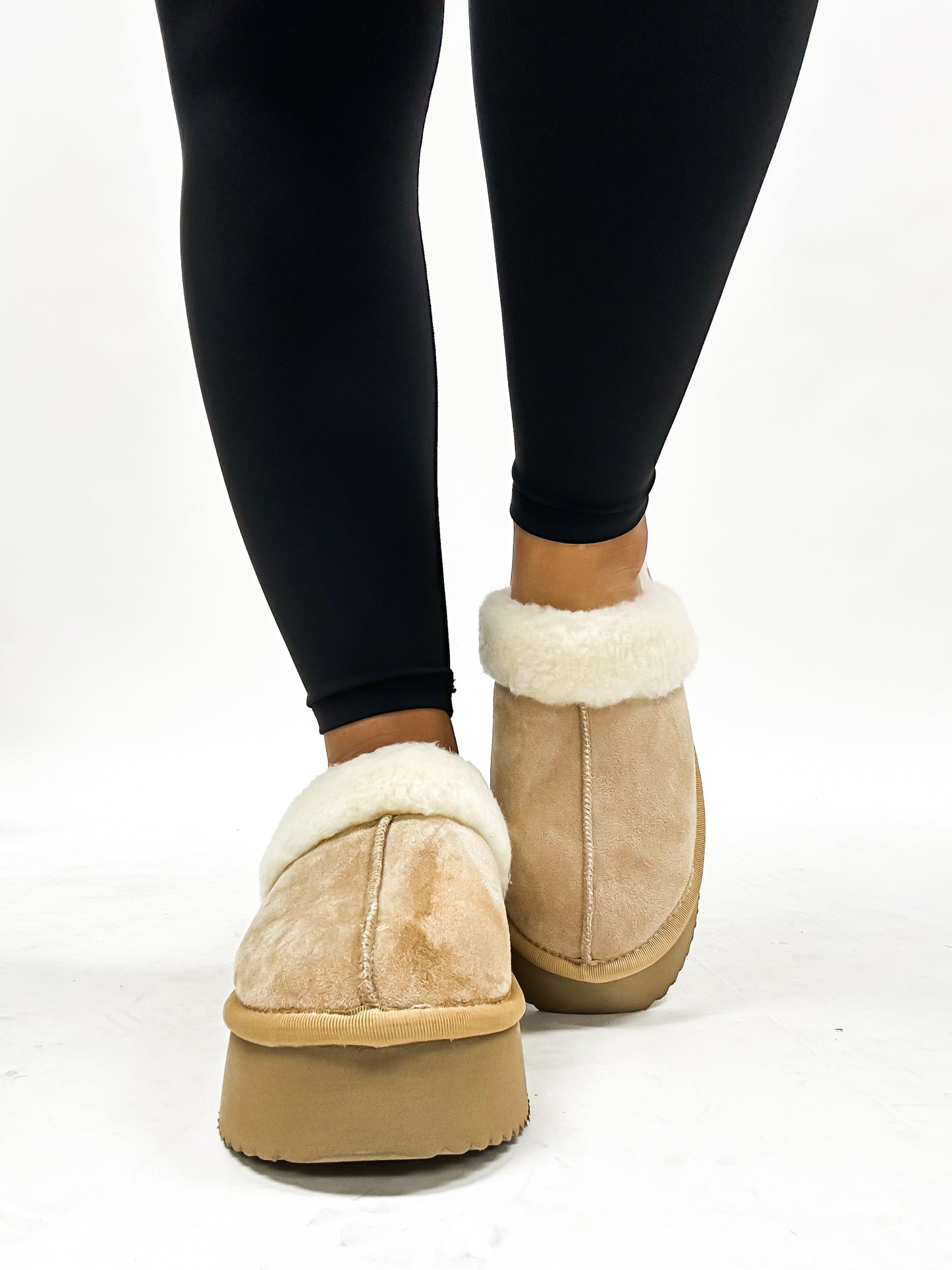 Bottes douillettes en simili-daim camel de Corky