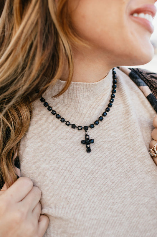 Tova Baby Donatella Necklace in Smutt Jet - FINAL SALE