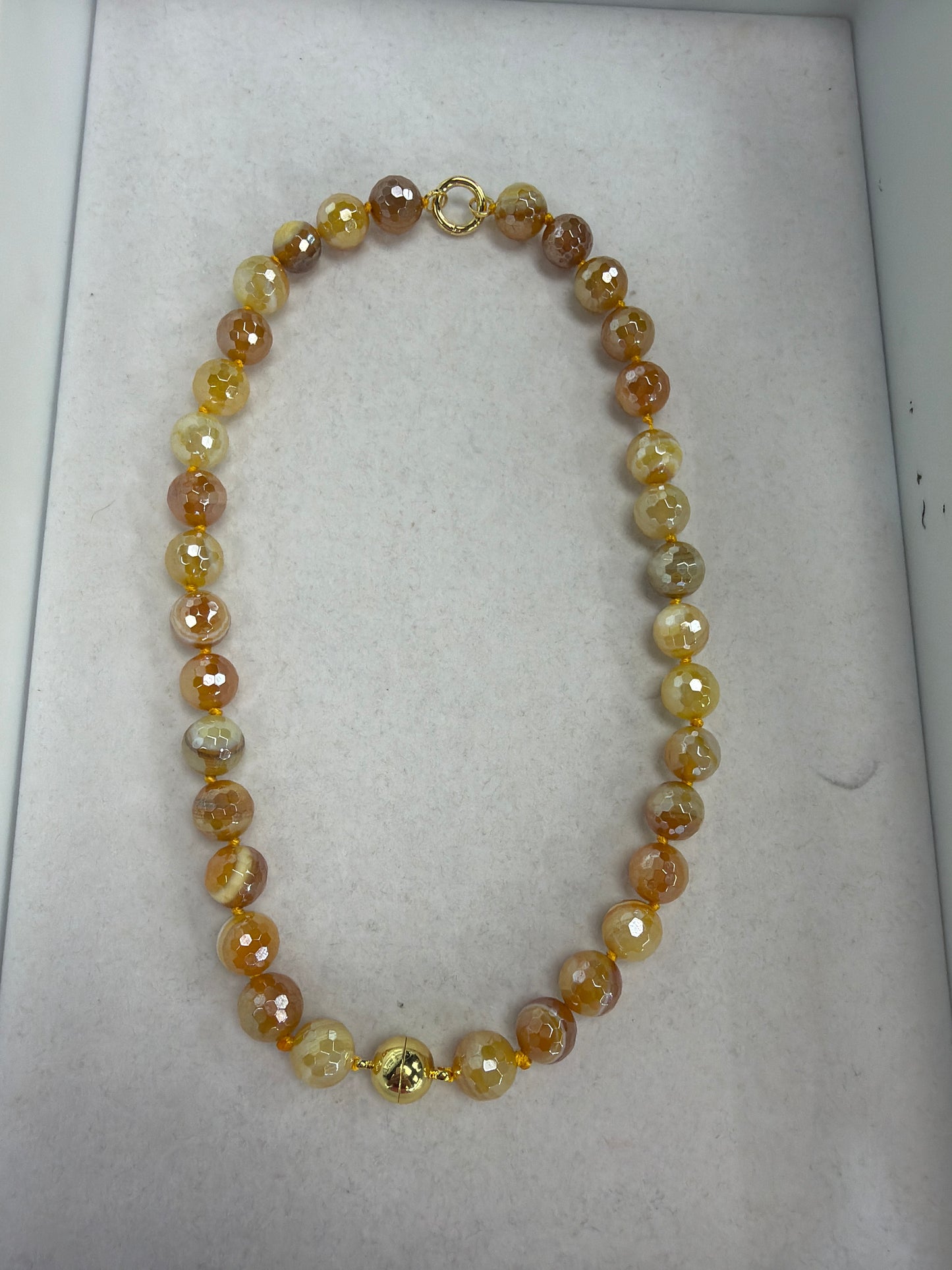 AF Designs 12mm faceted amber and cream agate beaded necklace with gold clasp and center accent bead