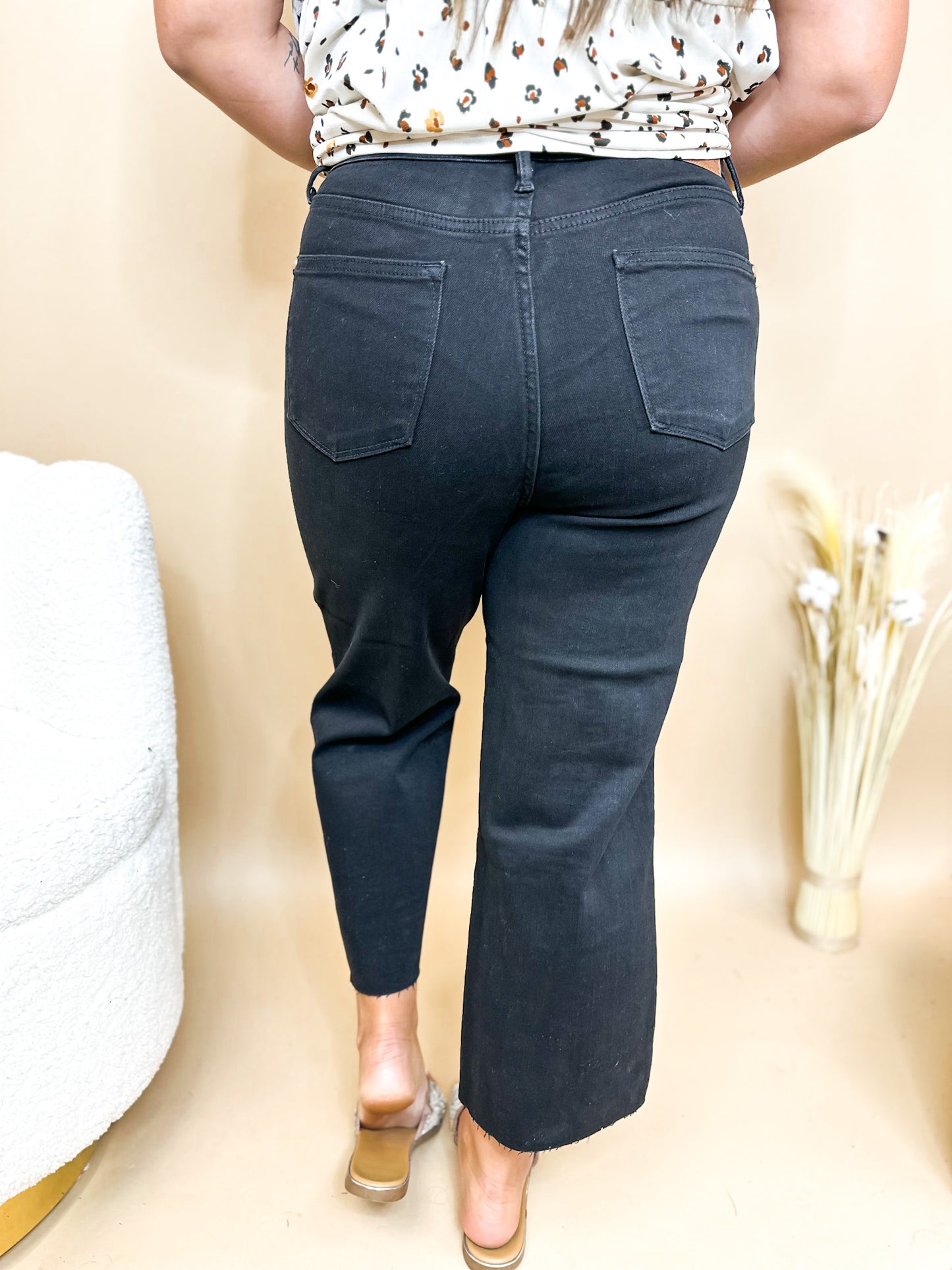 Judy Blue Lizzy High Rise Control Top Wide Leg Crop Jeans in Black