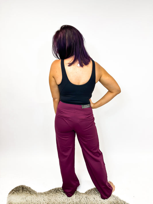 Free Flow Pants in Wine - Reg/Curvy