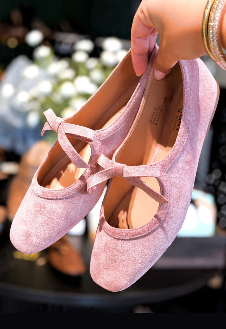 Corky's Blush Layover Flats