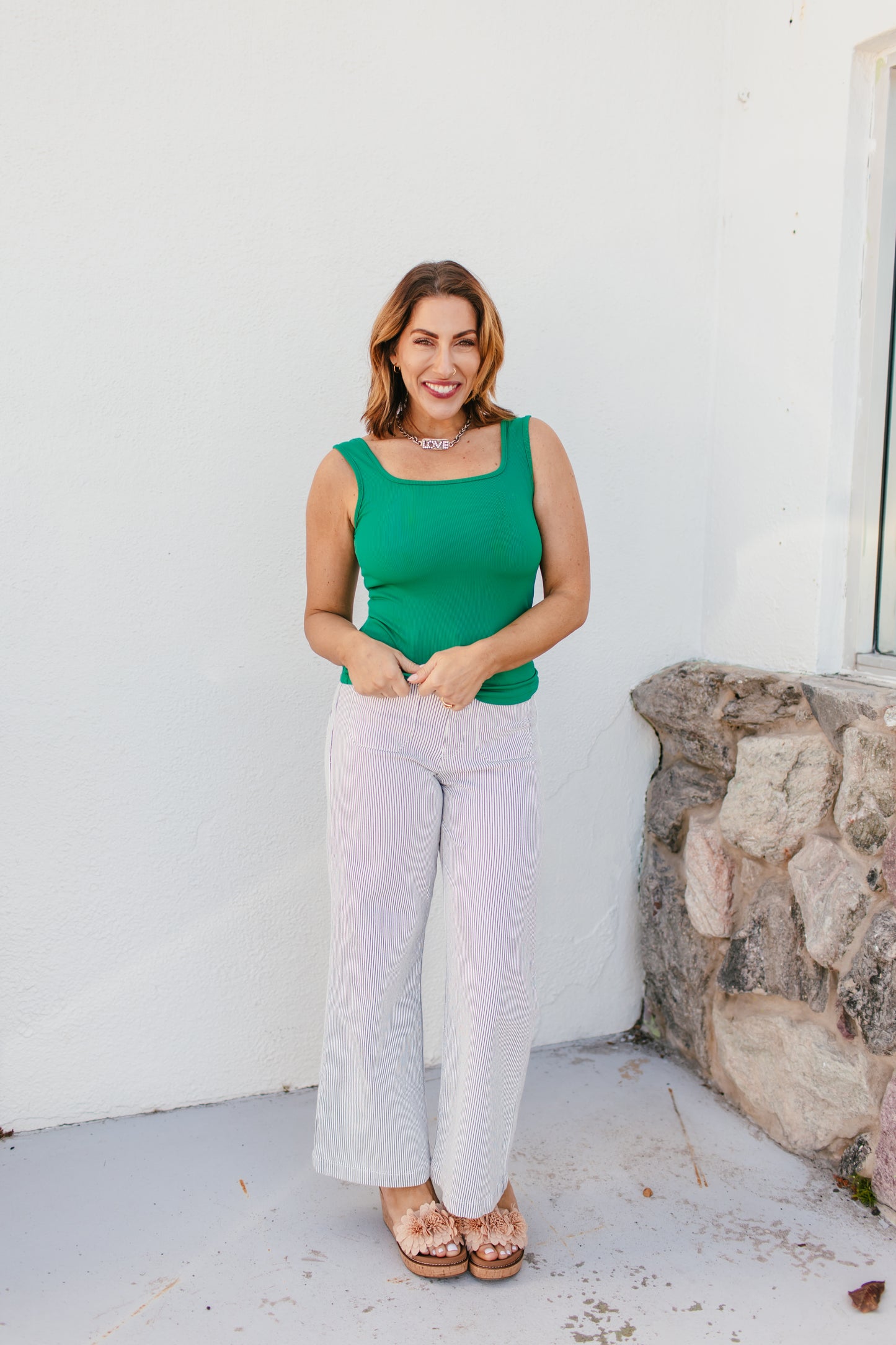 Wear Everywhere Tank Top In Kelly Green - Reg & Curvy