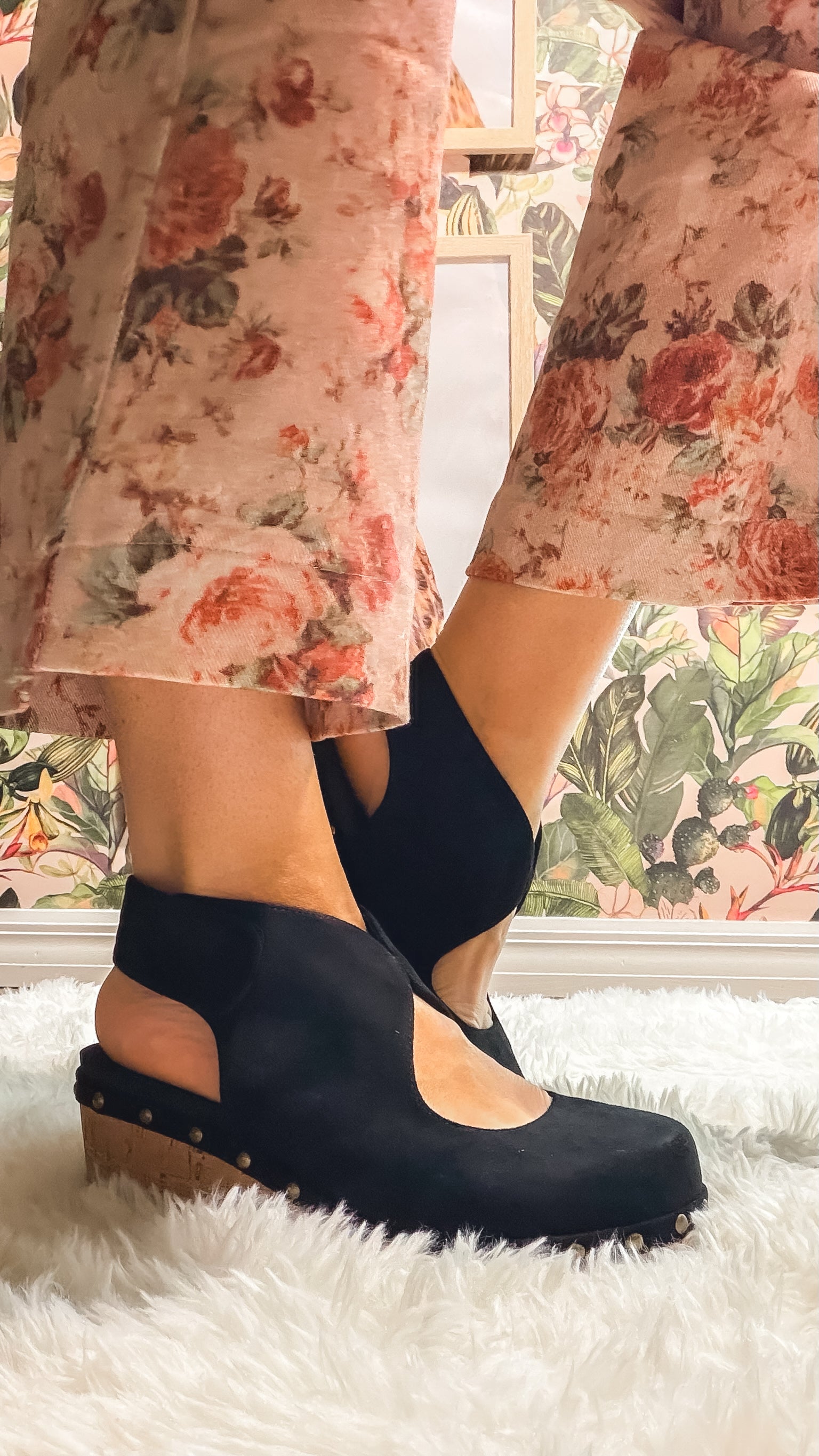 Corky's Black Oh It's You Wedges