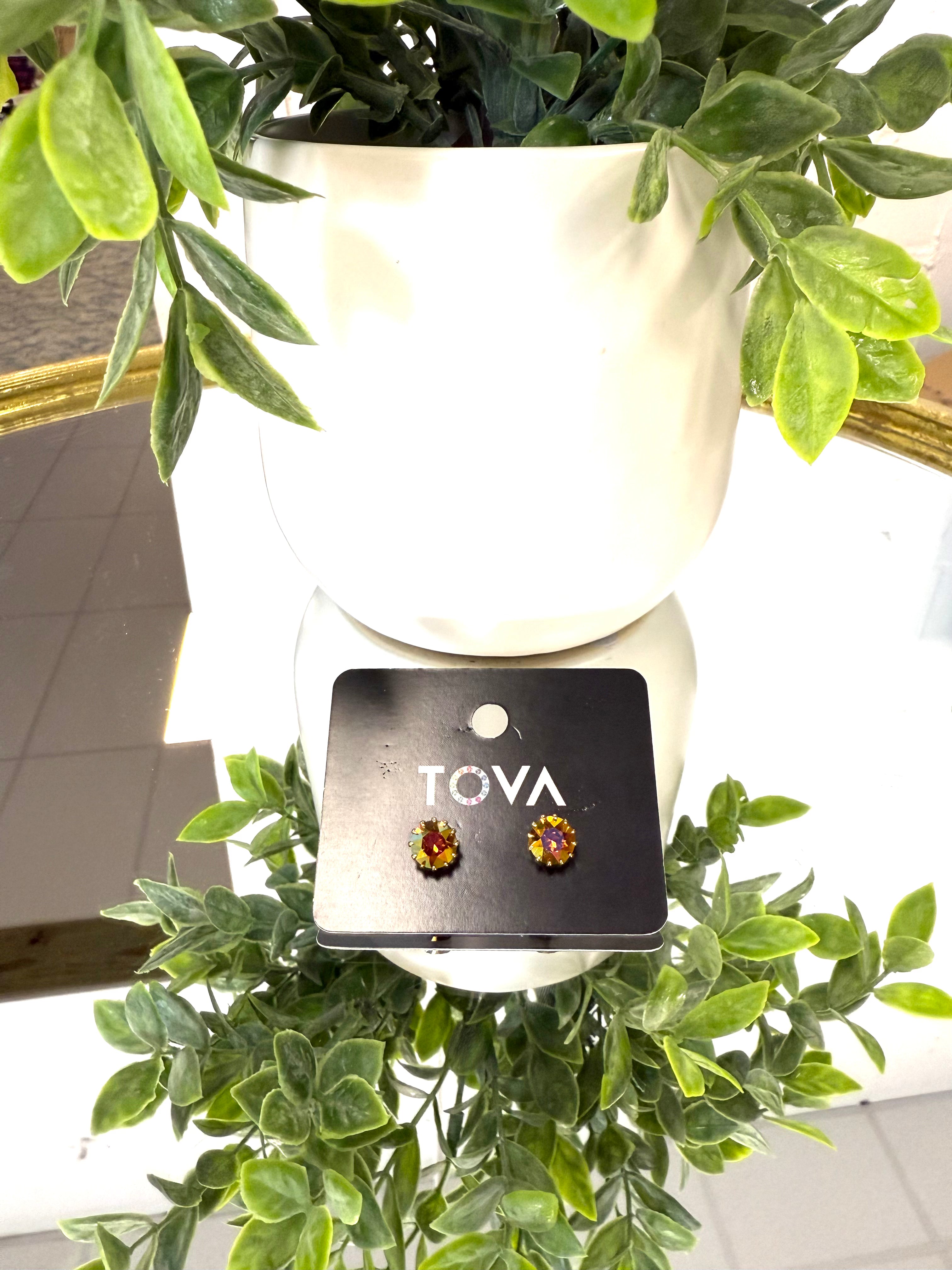 Tova Chrisley Studs!