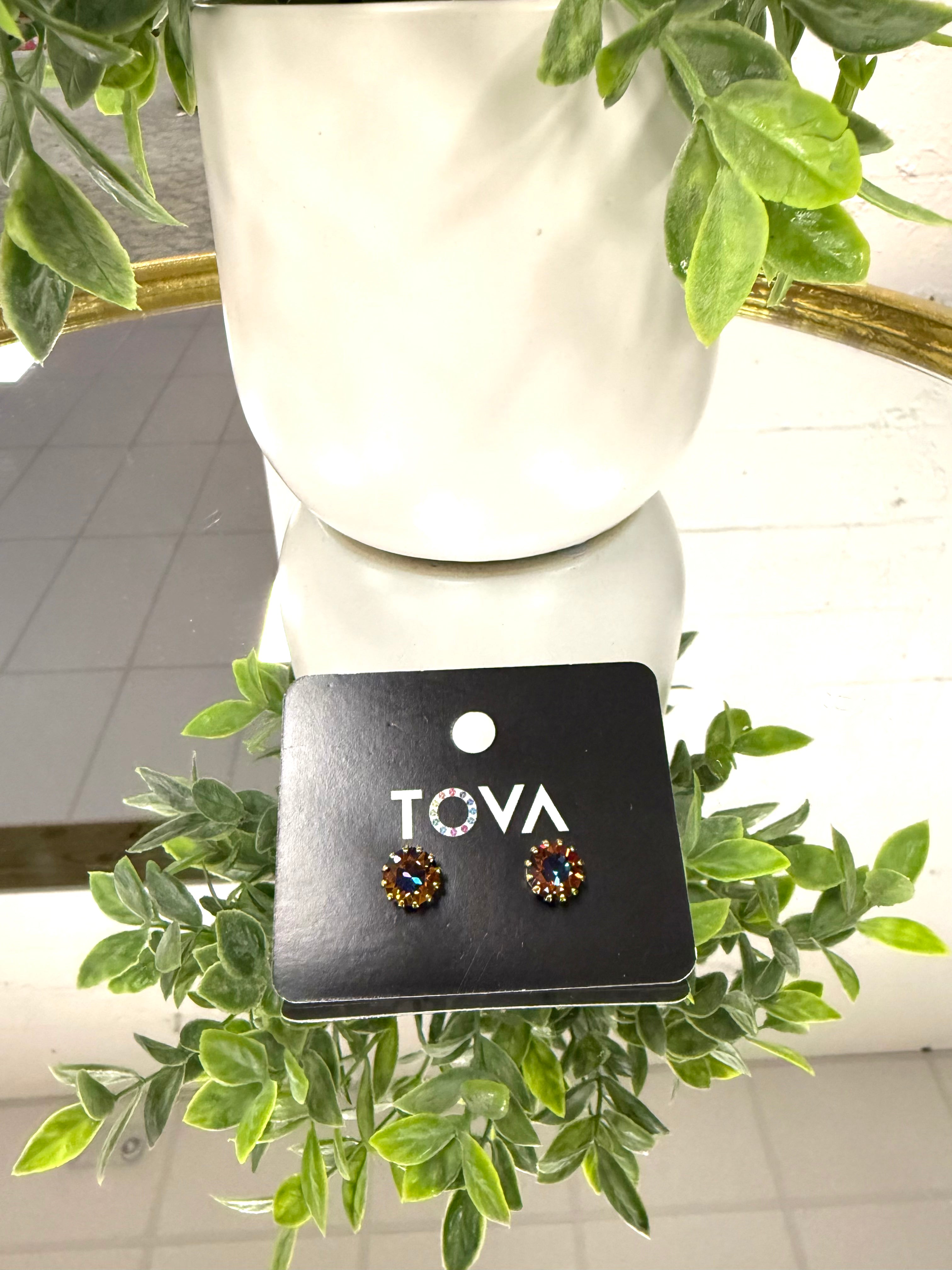 Tova Chrisley Studs!