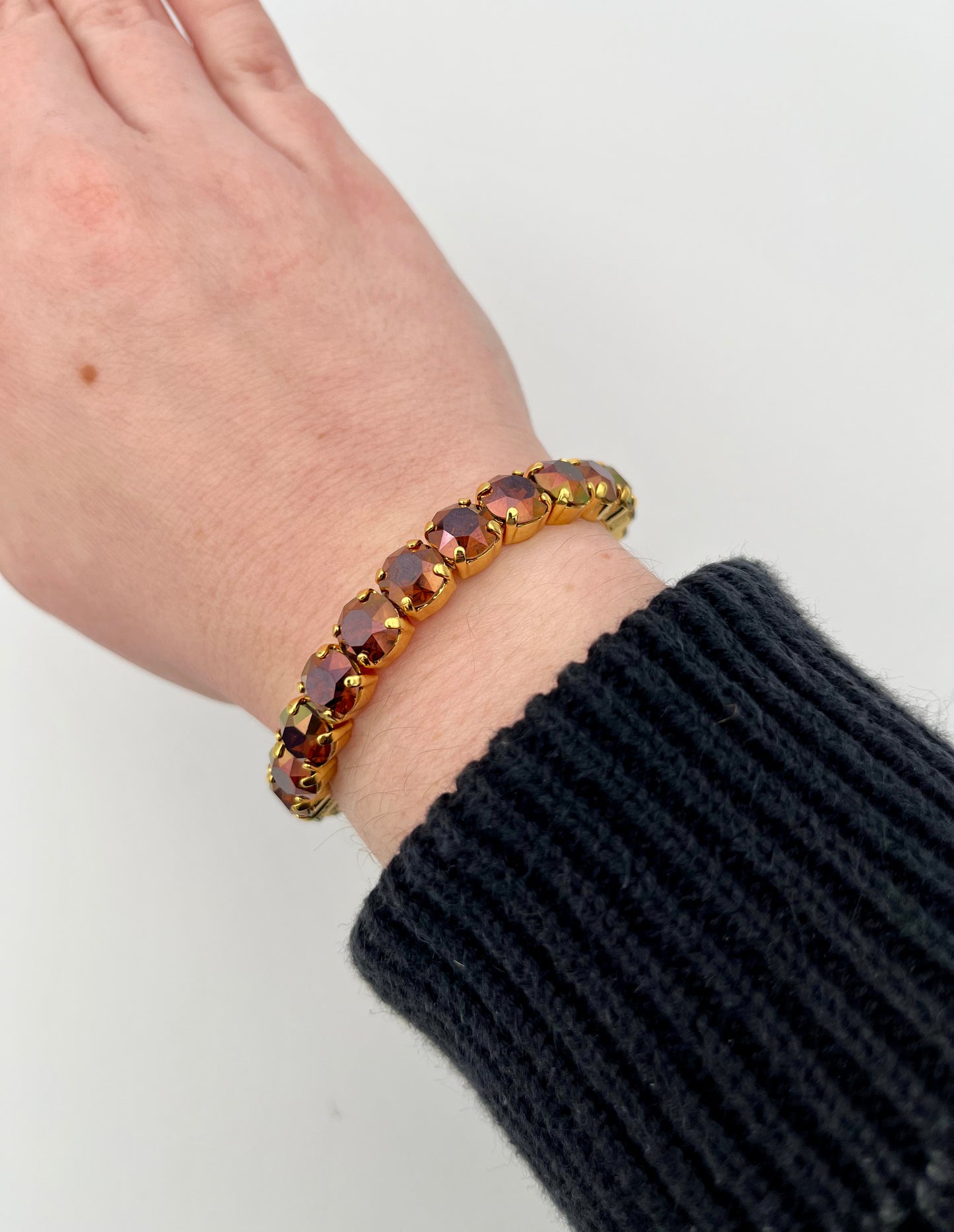 Tova Oakland Stretch Bracelet In Chocolate