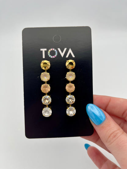 Tova Oakland Drops In Candy Glam Blush