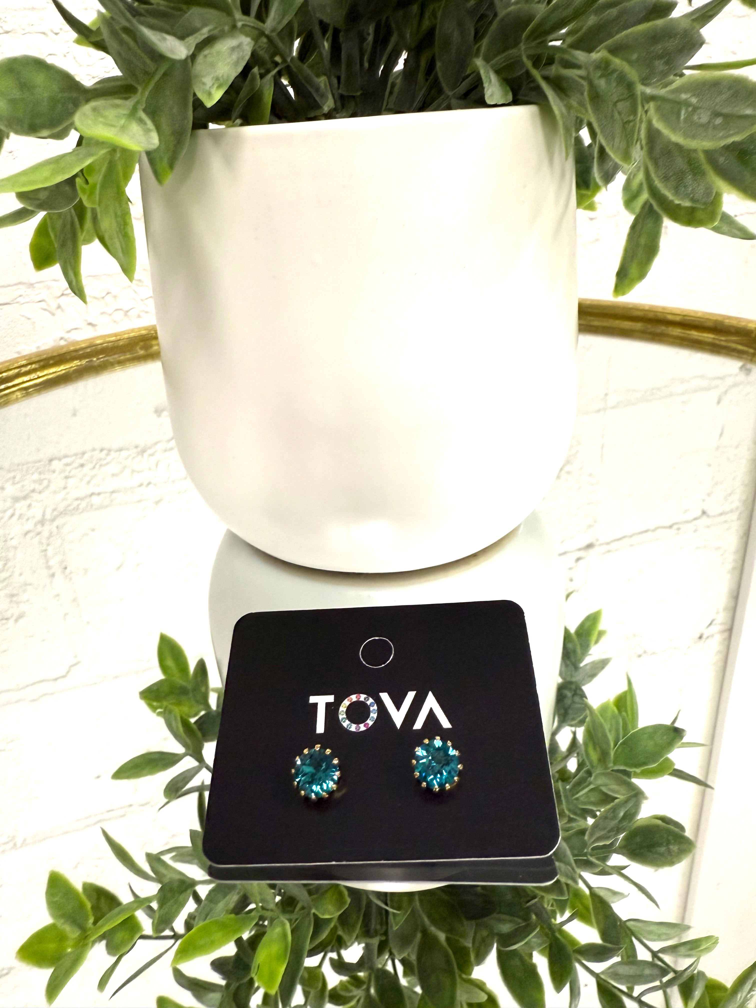 Tova Chrisley Studs!