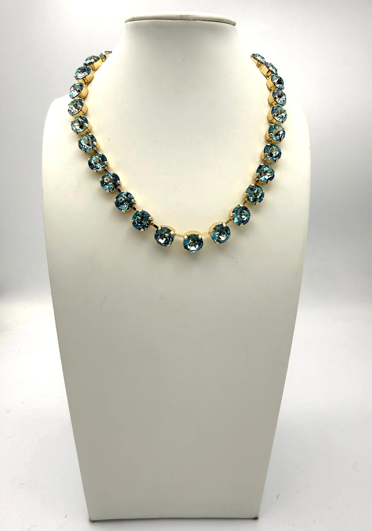 AF Designs Fifth Avenue rivière necklace with aquamarine blue faceted crystals in gold prong settings