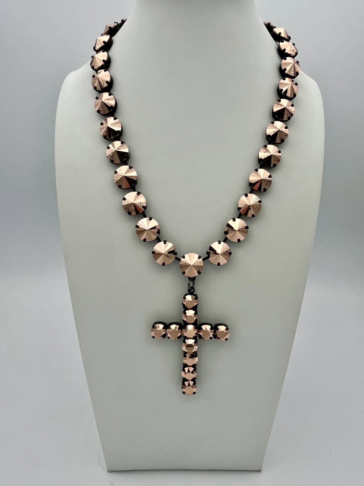 Tova Donatella Necklace in Smutt with Rose Gold Stones - FINAL SALE