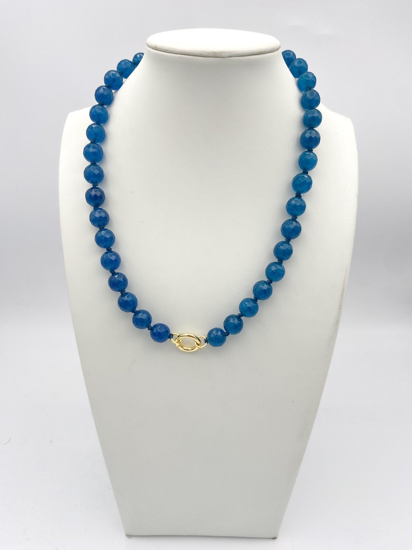 Bright Idea 10MM Necklace in Blue Eyed Girl