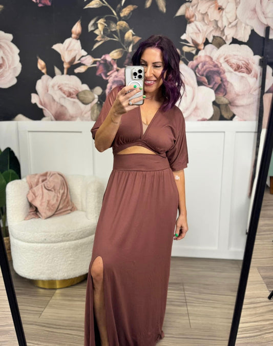 Vogue Vibes Maxi Dress in Rust Brown - Reg/Curvy