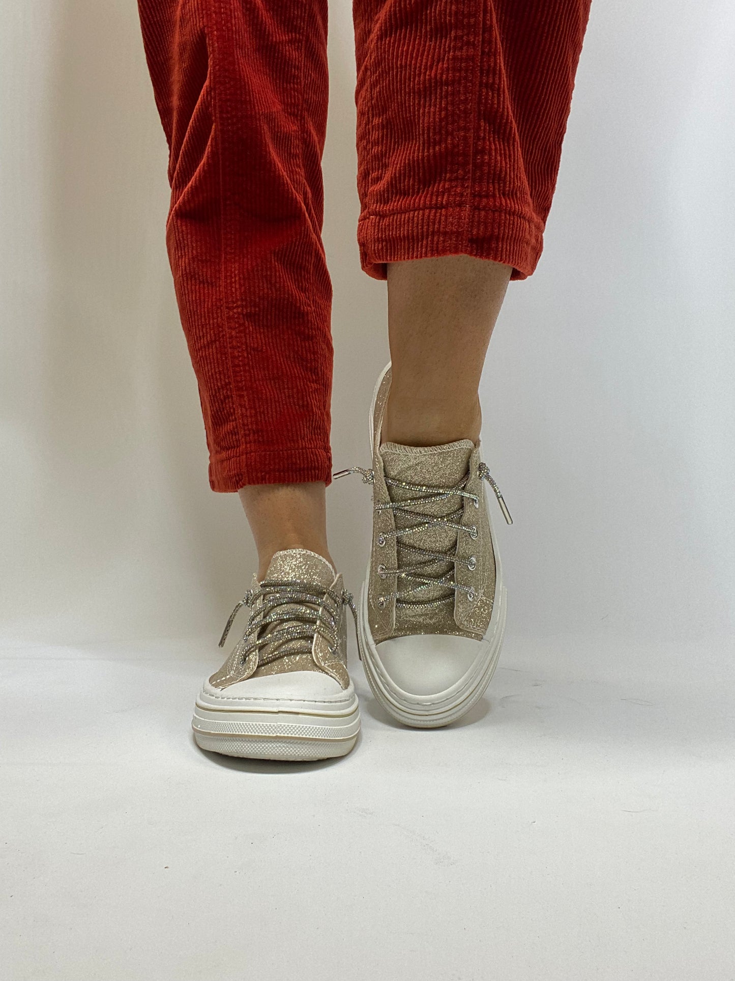 Very G Gold Glitter Aman Sneakers