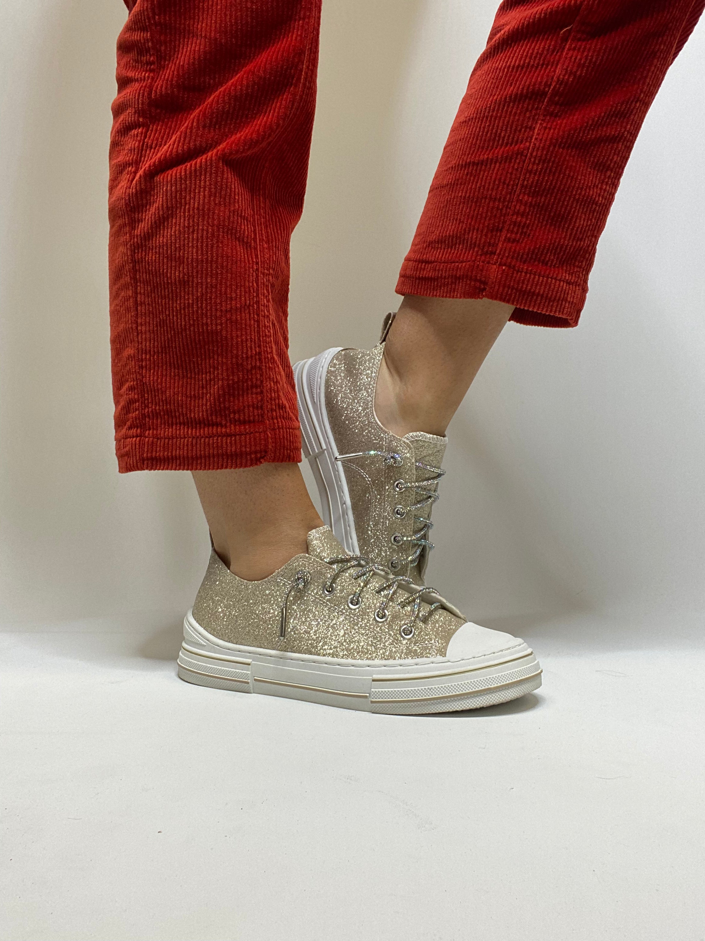 Very G Gold Glitter Aman Sneakers