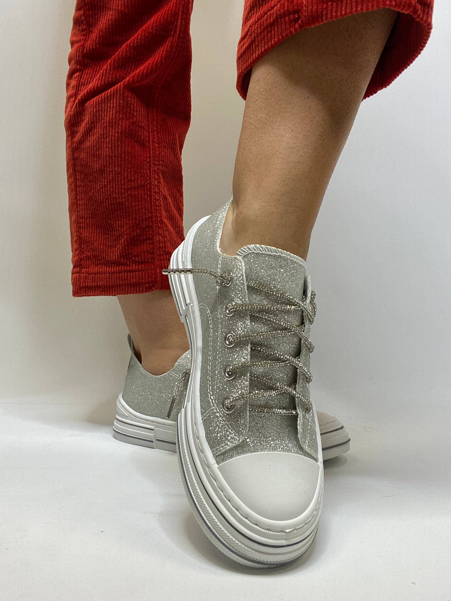 Very G Silver Glitter Aman Sneakers