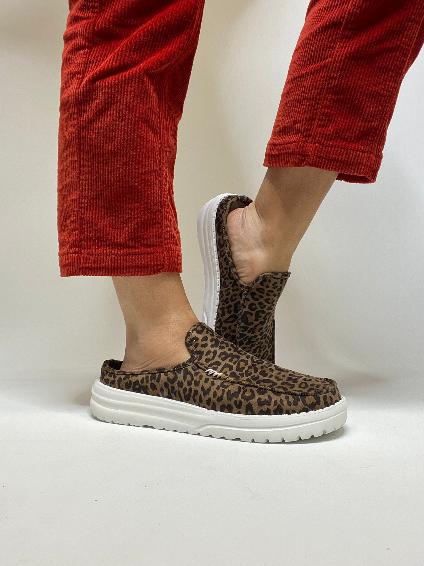 Very G Leopard Brisas Shoes