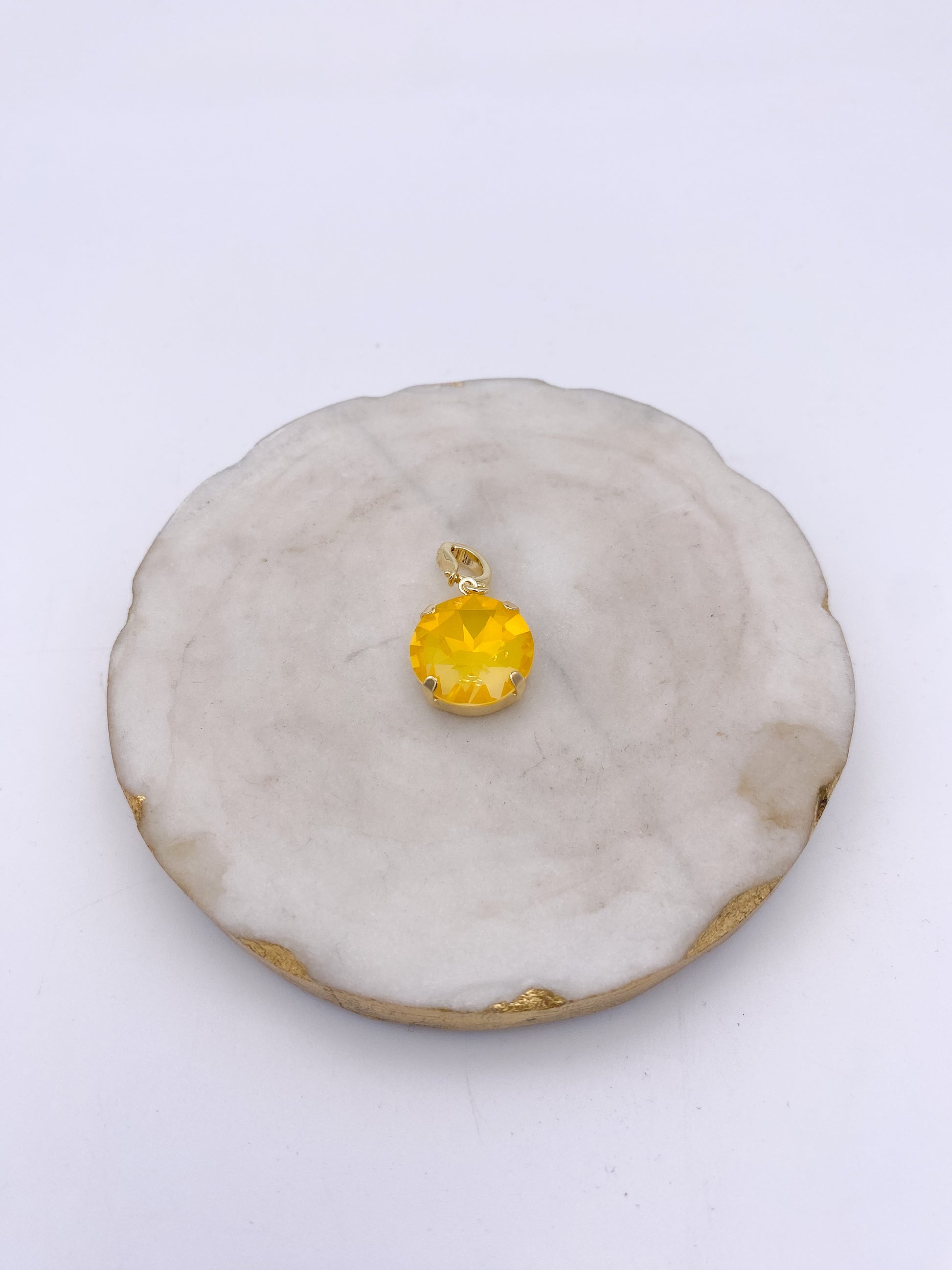 Round Charm in Beach Sunrise - 16MM