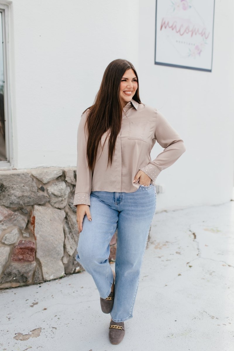 BLACK FRIDAY DEAL: Chic Essence Top In Coco