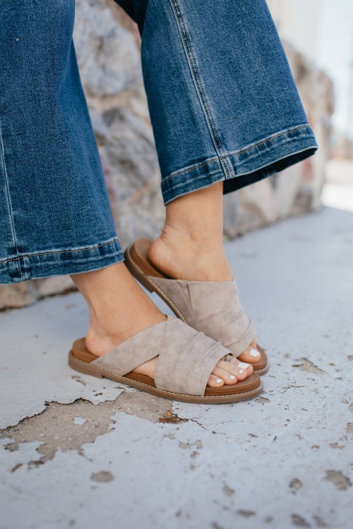 BLACK FRIDAY DEAL: Very G Grey Jolene 2 Sandals - Macoma Boutique304 Sandals