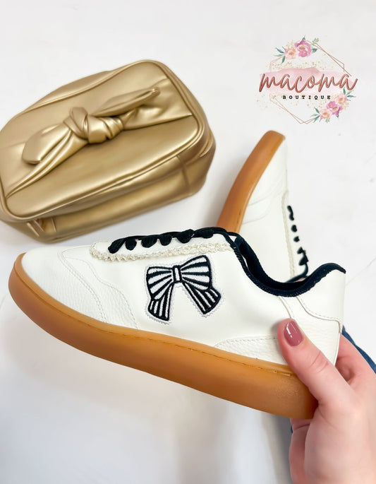 Black Jessie 2 Sneakers FINAL SALE - Macoma Boutique301 Sneakers