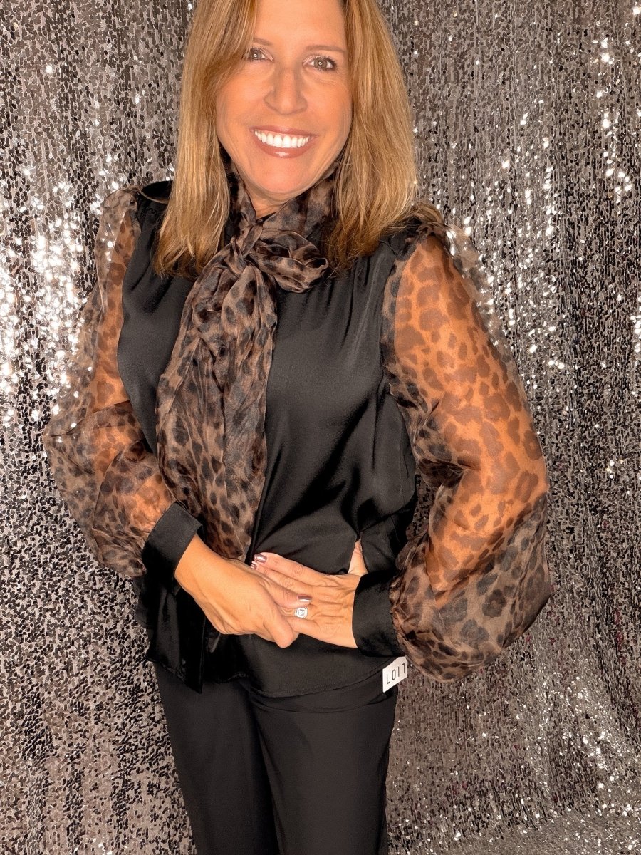 Born To Stand Out Top - Macoma Boutique120 Long Sleeve