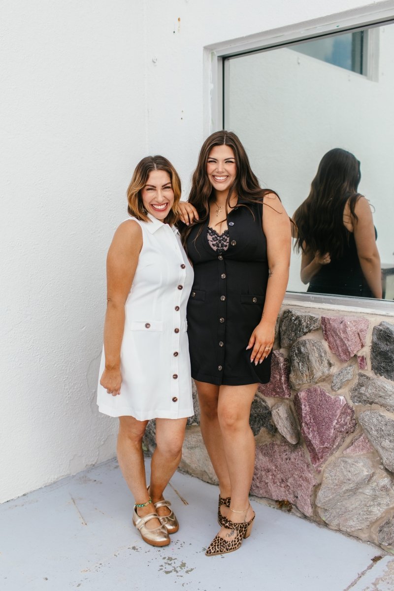 Buttoned Beauty Dress In Black - Macoma Boutique250 Dresses