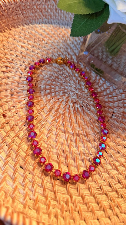 Catching Compliments Necklace 8/10MM in Hot Pink - Macoma Boutique315 Jewelry